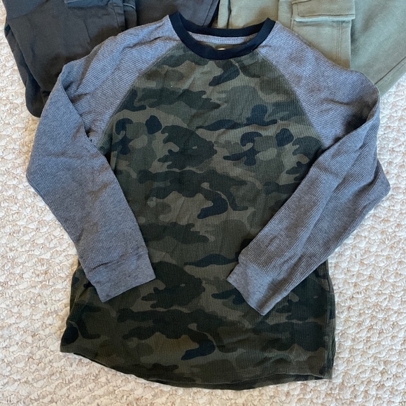 Old Navy boys set - size 10/12 - Picture 2 of 11